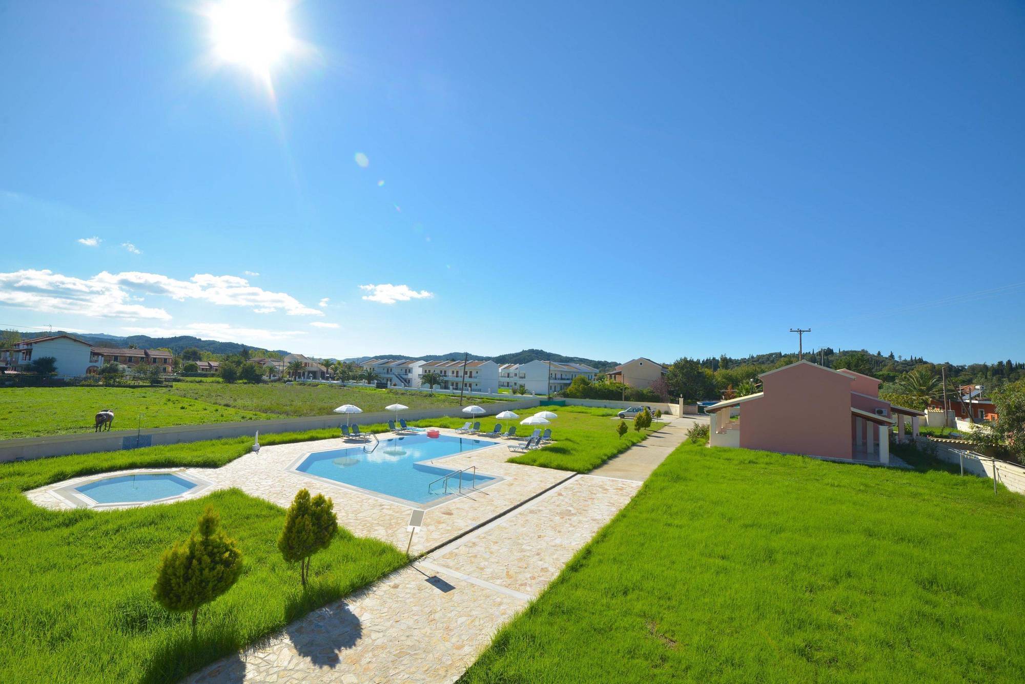 Megali Luxuries Apartments Corfu  Exteriér fotografie
